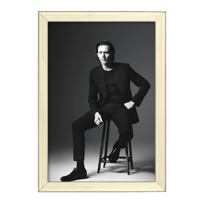 تابلو خندالو طرح تام هیدلستون (Tom Hiddleston) کد F7450