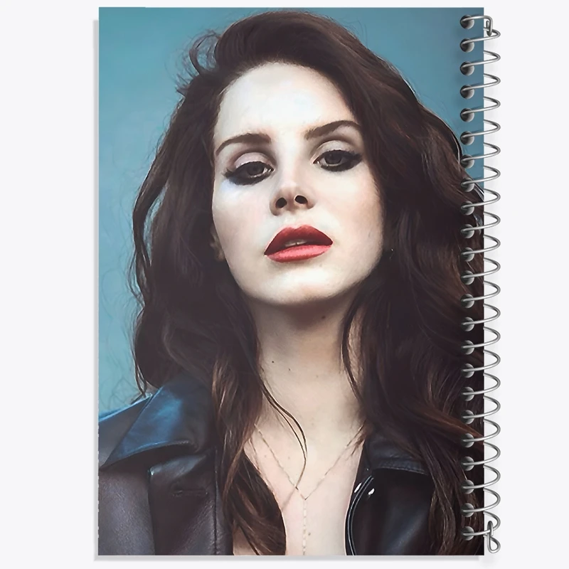 دفتر شطرنجی 50 برگ خندالو طرح لانا دل ری (Lana Del Rey) کد F10218