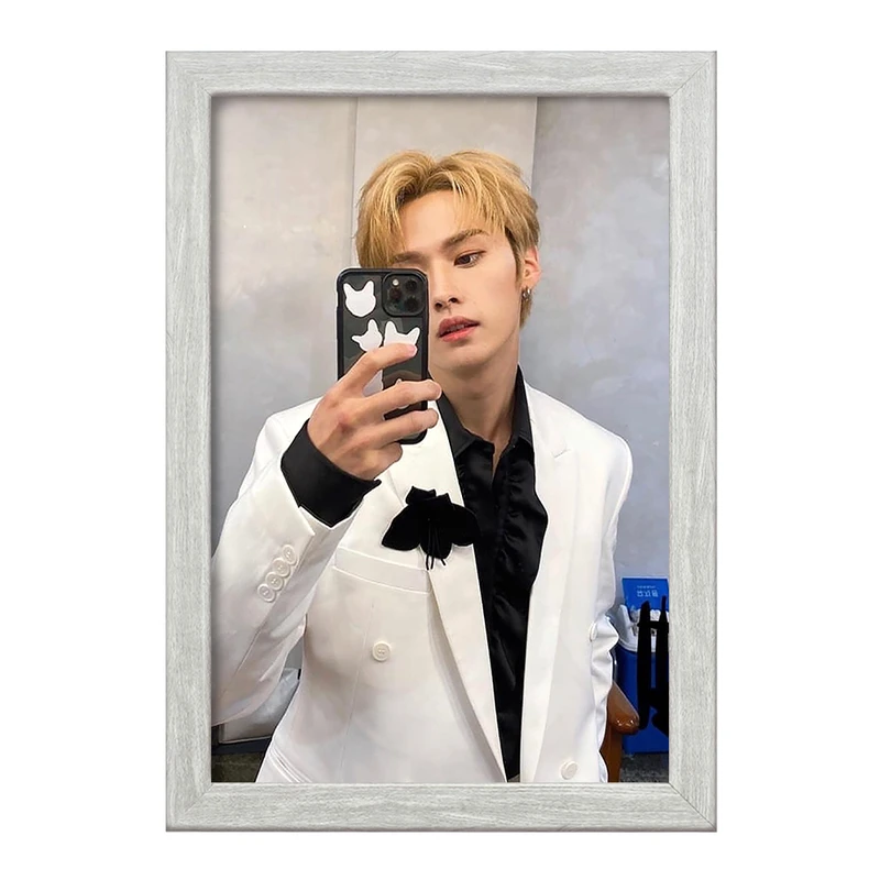 تابلو خندالو طرح لی نو گروه استری کیدز Stary Kids  کد 16884