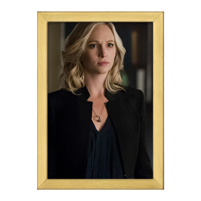 تابلو خندالو طرح کارولاین فوربز خاطرات یک خون آشام  The Vampire Diaries  کد 23687