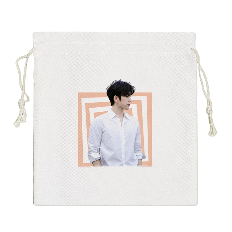 نظم دهنده خندالو مدل جین یونگ گروه موسیقی گات سون GOT7 کد 1707-S