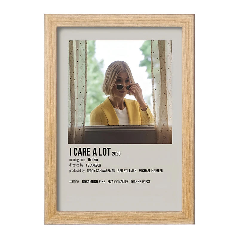 تابلو خندالو طرح من خیلی مراقبم (I Care a Lot) کد F13057