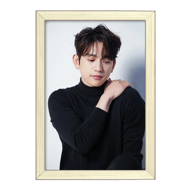 تابلو خندالو طرح جین یونگ گروه گات سون GOT7  کد 11650