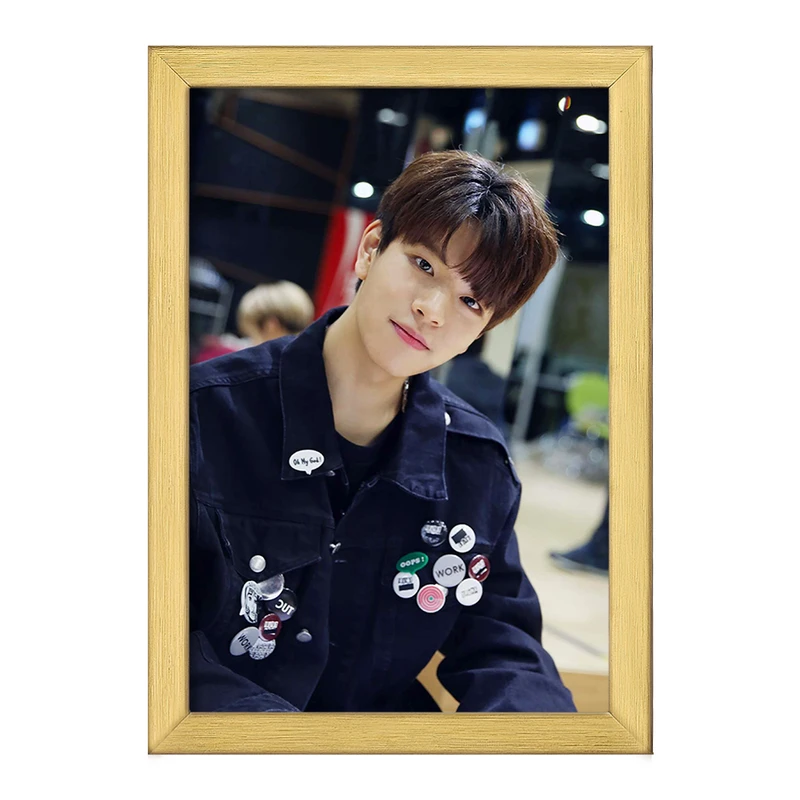 تابلو خندالو طرح ووجین گروه استری کیدز Stary Kids  کد 16873