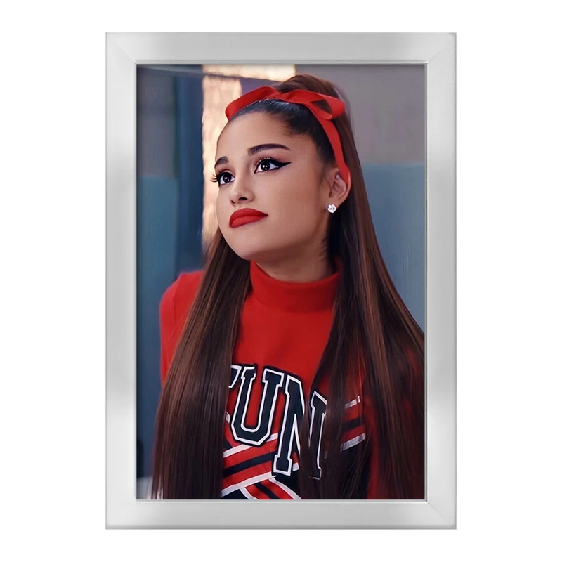 تابلو خندالو طرح آریانا گرانده Ariana Grande  کد 19078