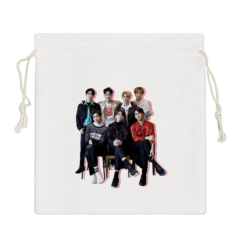 نظم دهنده خندالو مدل گروه موسیقی گات سون GOT7 کد 1710-S