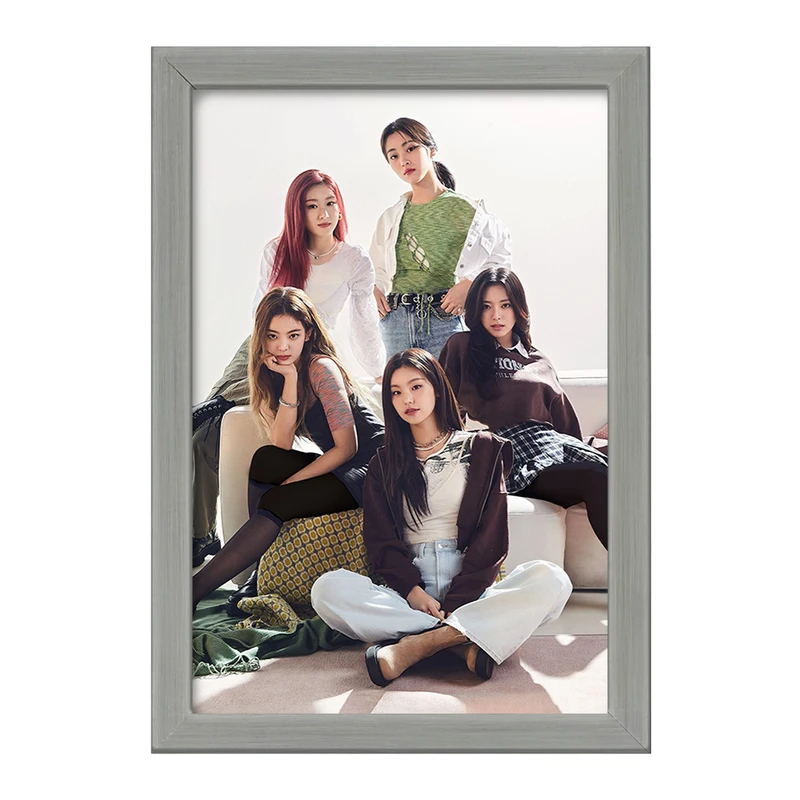 تابلو خندالو طرح گروه ایتزی ITZY  کد 20226