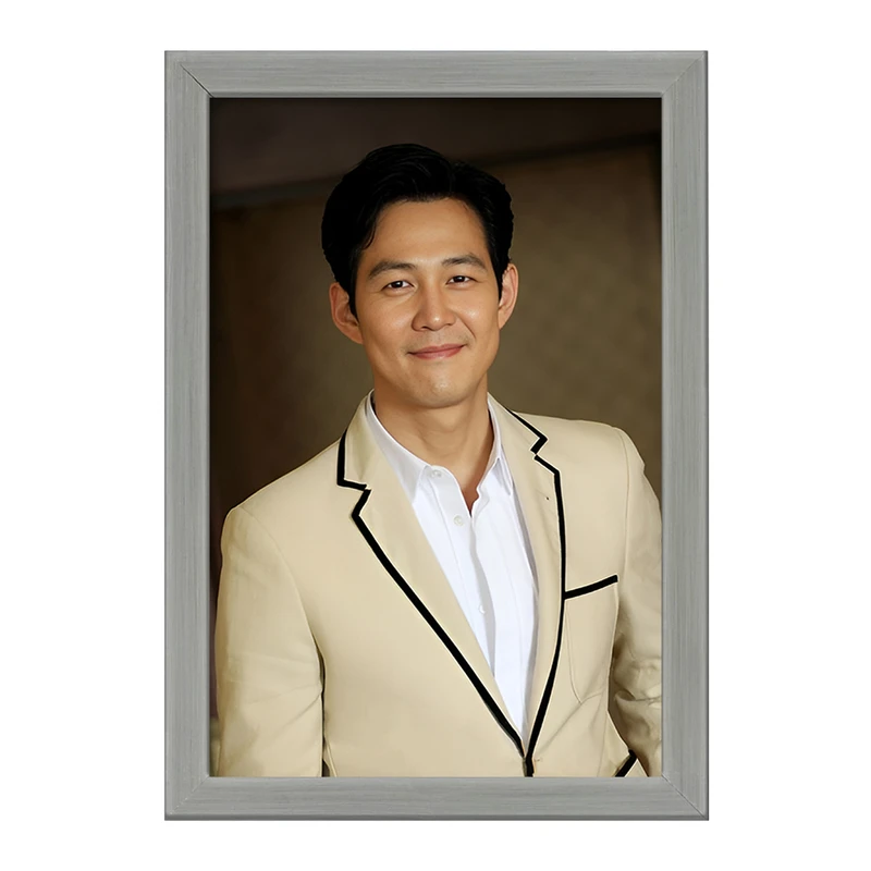 تابلو خندالو طرح لی یونگ جائه کد F11154