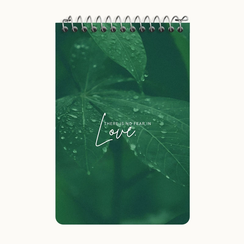 دفتر یادداشت 50 برگ خندالو طرح There Is No Fear In Love کد F5658