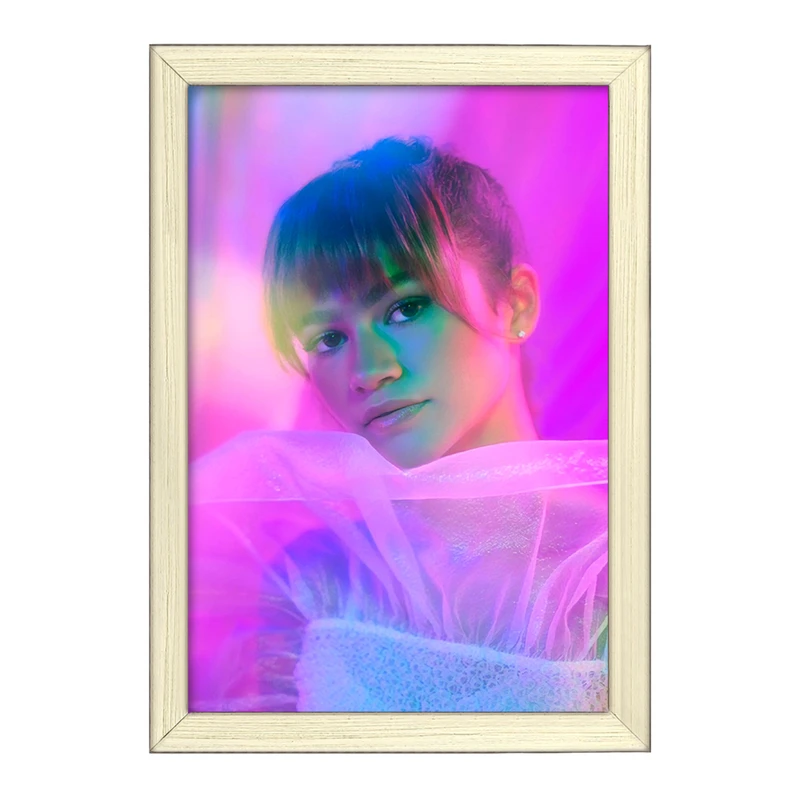 تابلو خندالو طرح روبنت سریال سرخوشی Euphoria‎  کد 13769