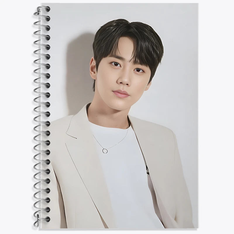 دفتر نت موسیقی 50 برگ خندالو طرح سونتین (Seventeen) کد F11159