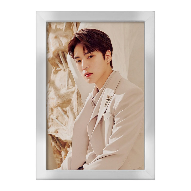 تابلو خندالو طرح مینهیوک گروه مانستا اکس MONSTA X  کد 21172