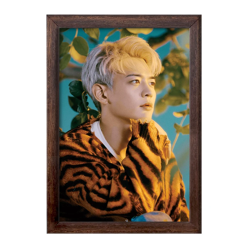 تابلو خندالو طرح مینهو گروه شاینی Shinee  کد 21349