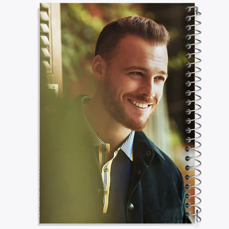 دفتر مشق 100 برگ خندالو طرح کرم بورسین (Kerem Bürsin) کد F10230