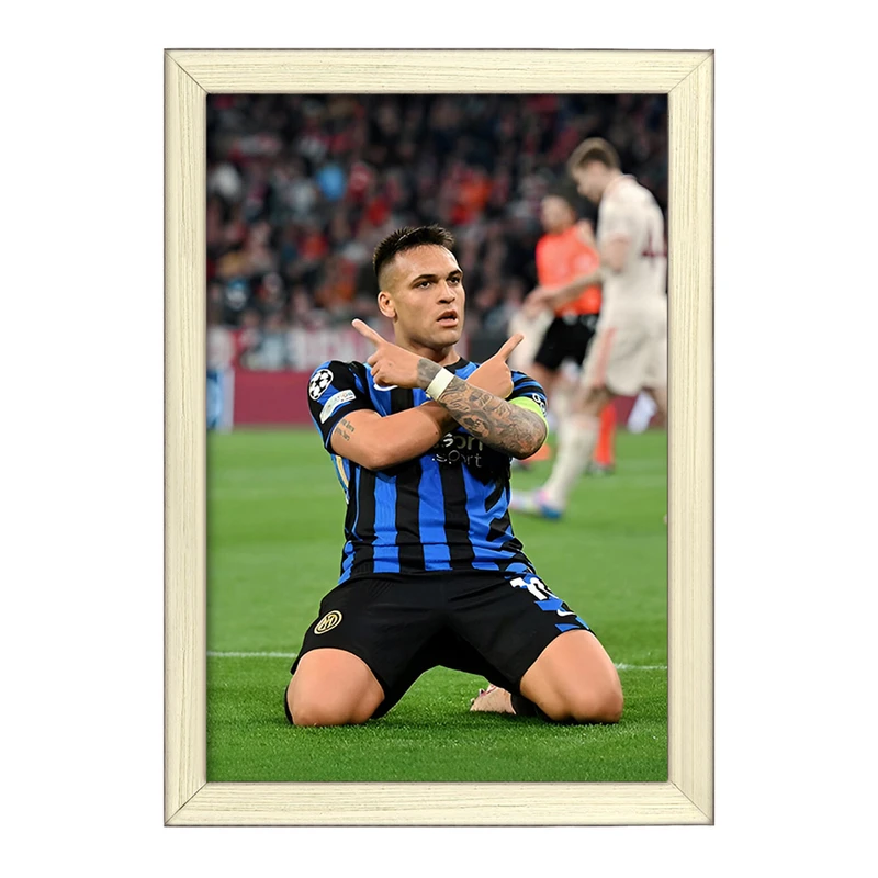 تابلو خندالو طرح لاوتارو خاویر مارتینز (Lautaro Martínez) کد F14325