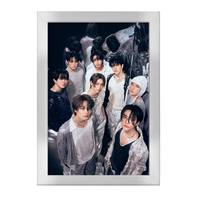 تابلو خندالو طرح استری کیدز (Stray Kids) کد F13025