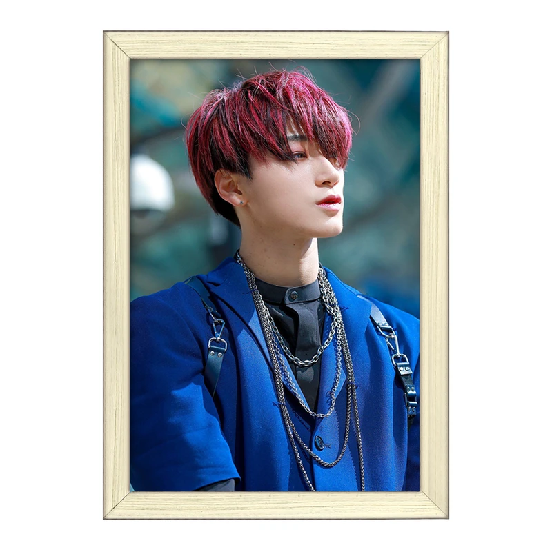 تابلو خندالو طرح سان گروه ایتیز ATEEZ  کد 21276