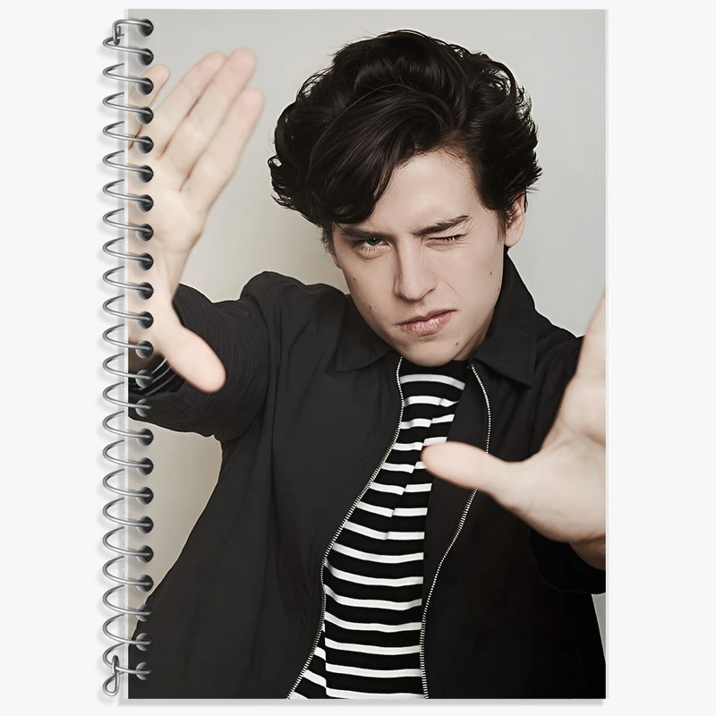 دفتر نت موسیقی 50 برگ خندالو طرح کول اسپراوس(Cole Sprouse) کد F10249