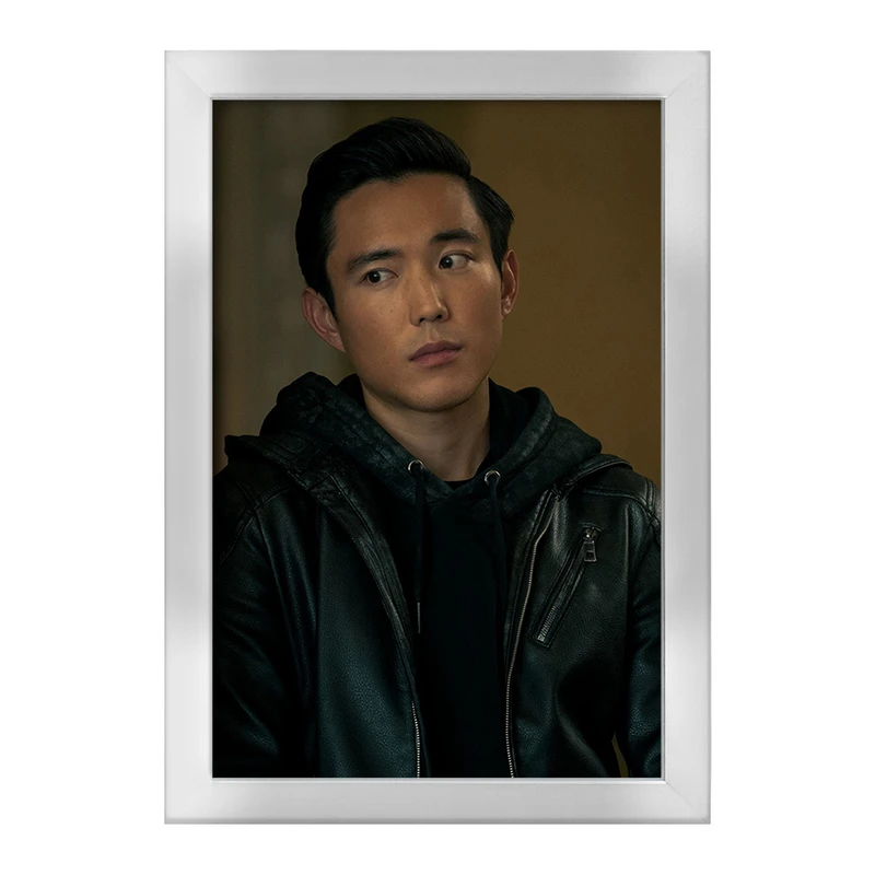 تابلو خندالو طرح بن هارگریوز سریال آکادمی آمبرلا The Umberella Academy کد 28542