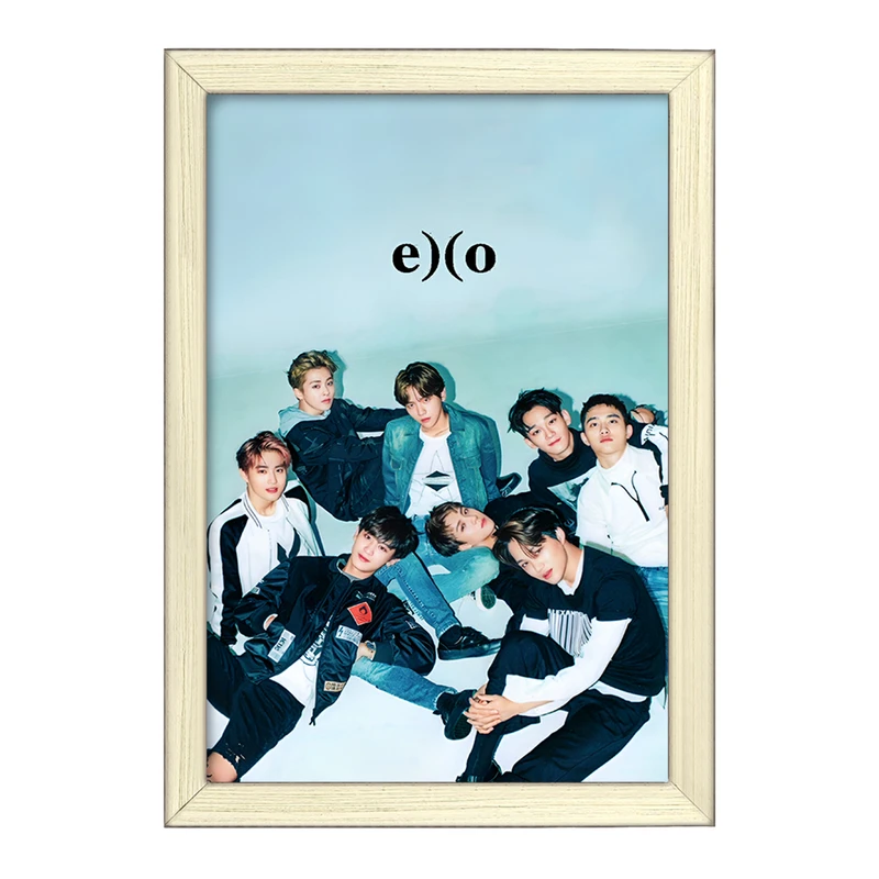 تابلو خندالو طرح اکسو (Exo) کد F11176