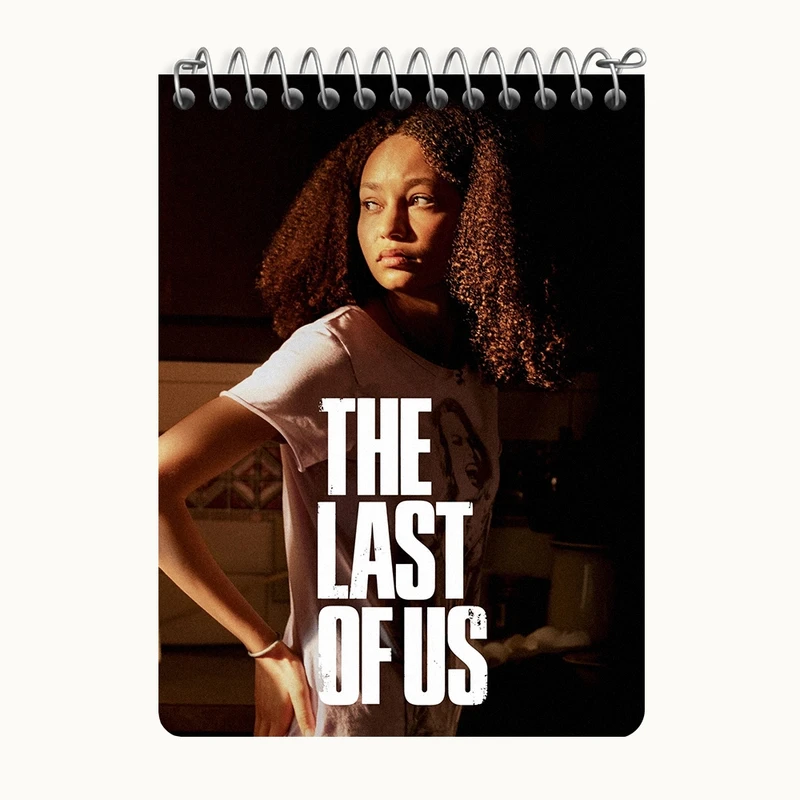 دفتر یادداشت 50 برگ خندالو طرح (The Last Of Us) آخرین بازمانده از ما کد N9337
