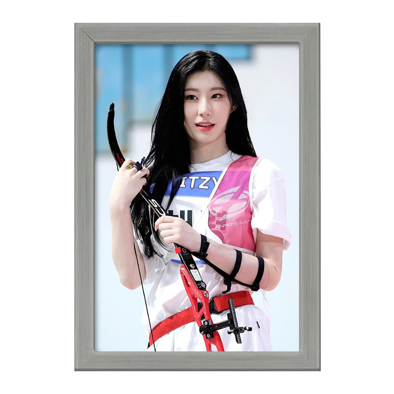 تابلو خندالو طرح چریونگ گروه ایتزی ITZY  کد 20176