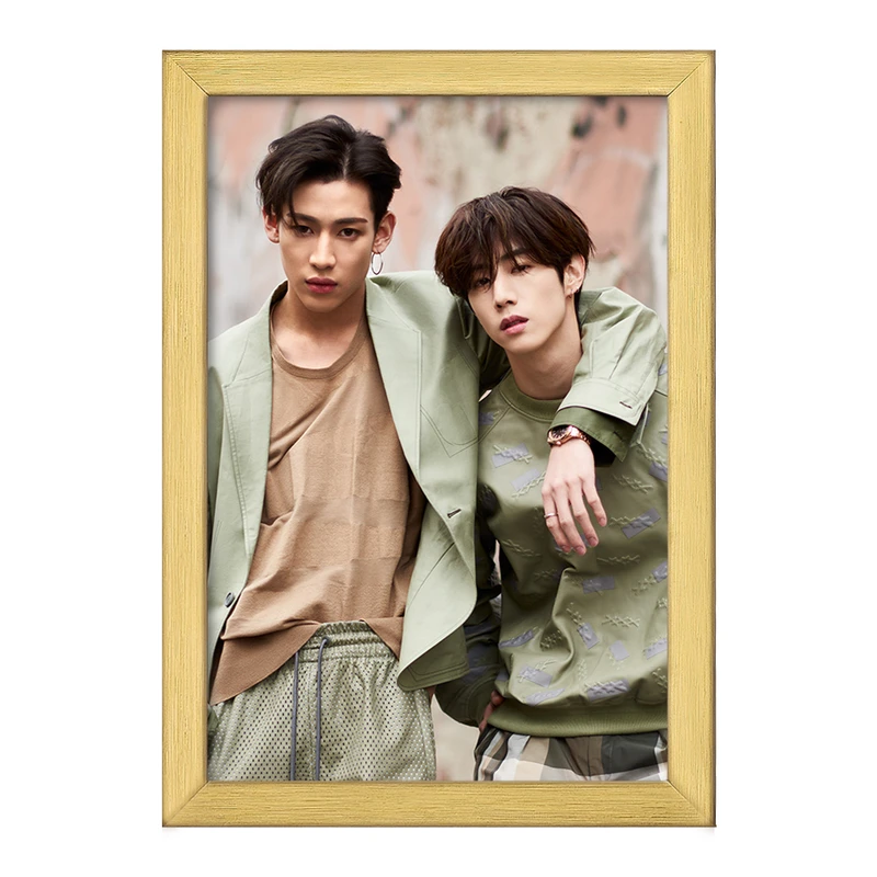 تابلو خندالو طرح گروه گات سون GOT7  کد 21017