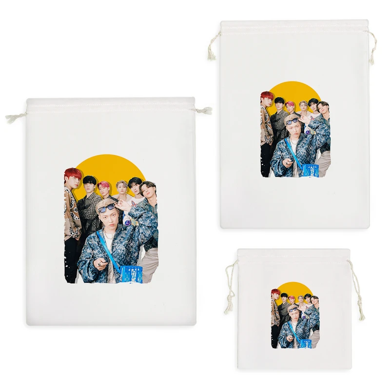 نظم دهنده خندالو مدل گروه موسیقی ایتیز ATEEZ کد 1121 مجموعه 3 عددی