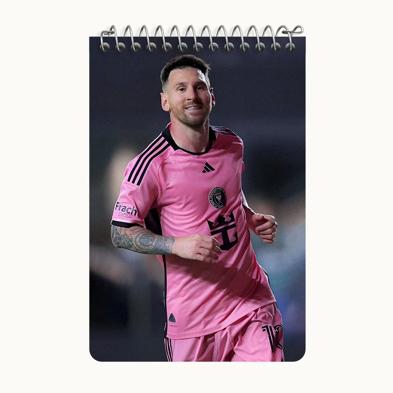 دفتر یادداشت 50 برگ خندالو طرح لیونل مسی کد F6943