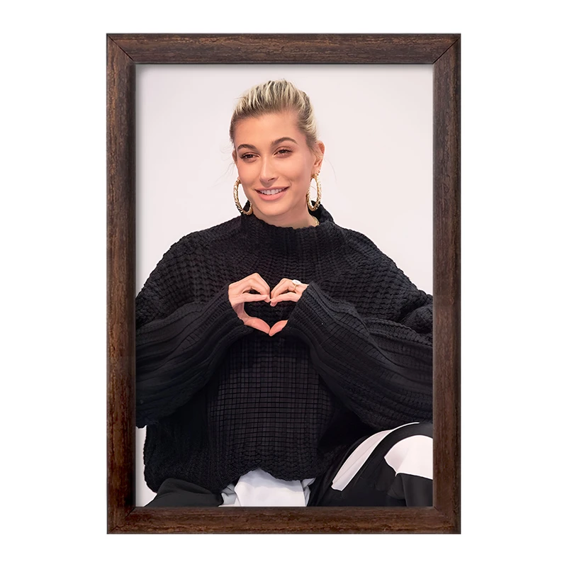 تابلو خندالو طرح هیلی بیبر (Hailey Bieber) کد F10188