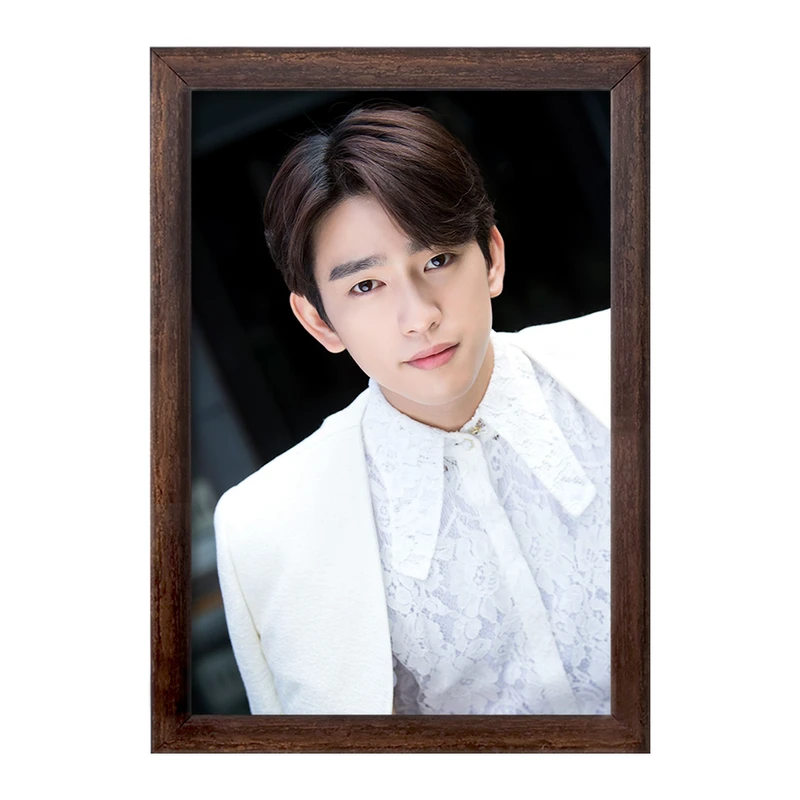 تابلو خندالو طرح جین یونگ گروه گات سون GOT7  کد 20981