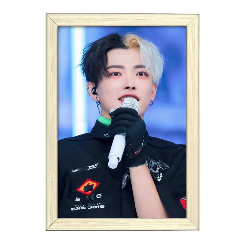 تابلو خندالو طرح هونگ جونگ گروه ایتیز ATEEZ  کد 21244