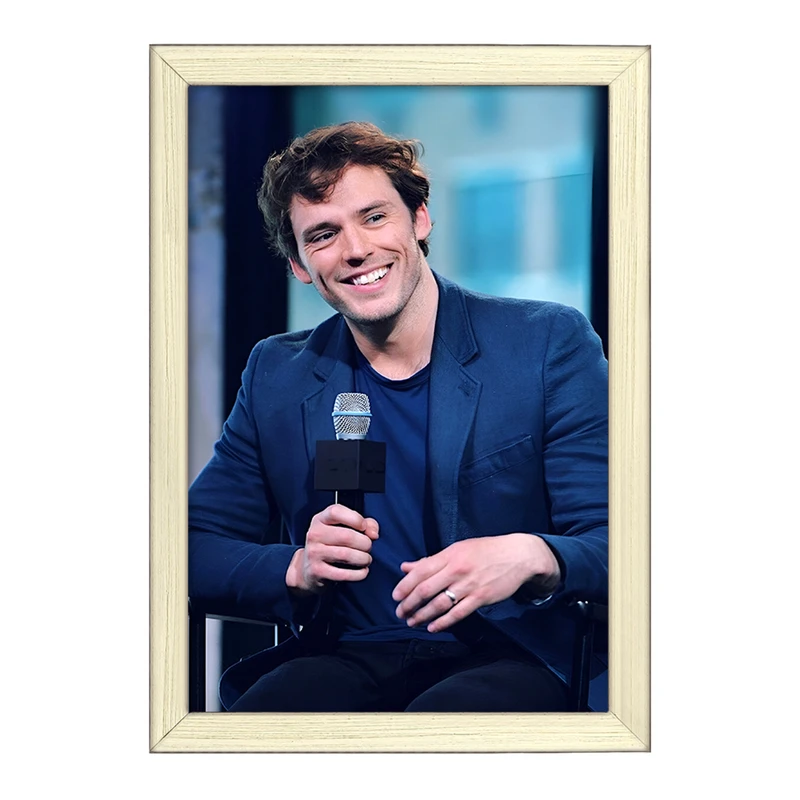 تابلو خندالو طرح سم کلفلین (Sam Claflin) کد F10248