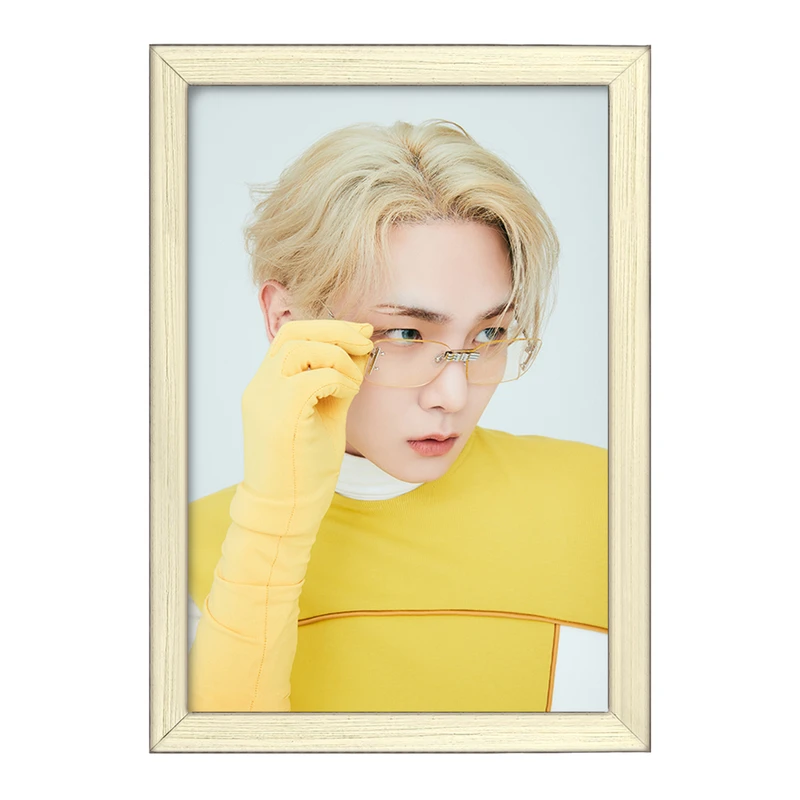 تابلو خندالو طرح کی گروه شاینی Shinee  کد 21333