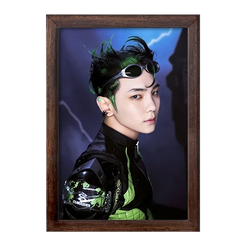 تابلو خندالو طرح کی گروه شاینی Shinee  کد 21339