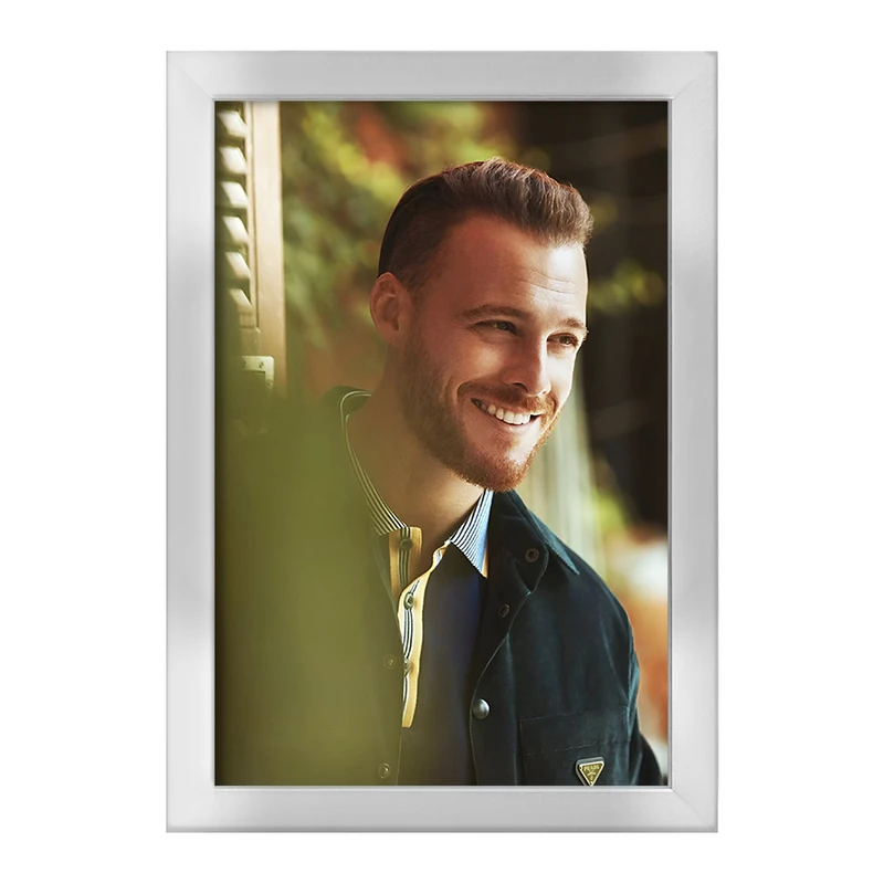 تابلو خندالو طرح کرم بورسین (Kerem Bürsin) کد F10230