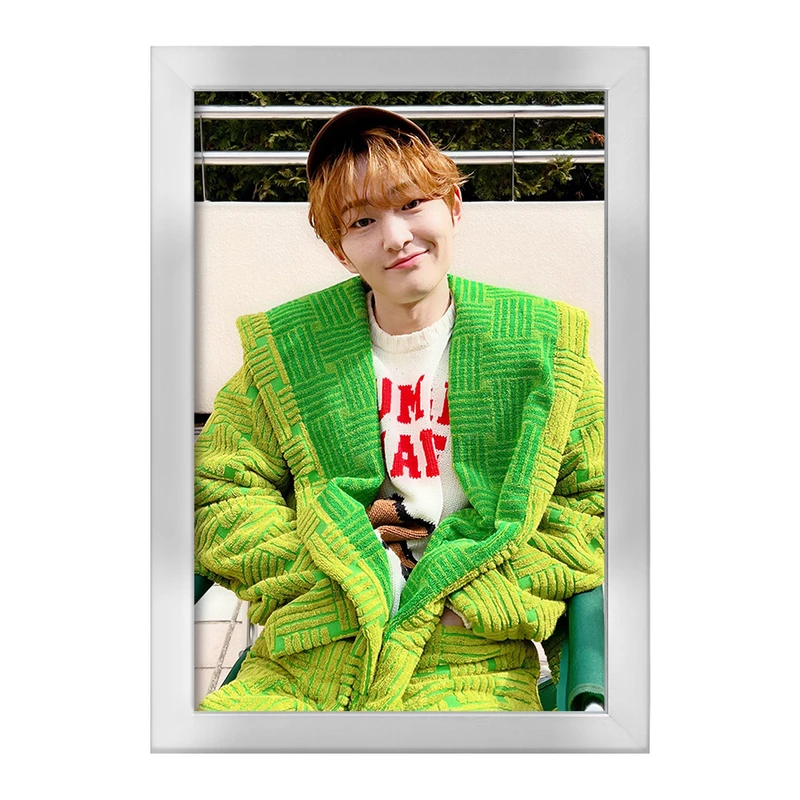 تابلو خندالو طرح اونیو گروه شاینی Shinee  کد 21308