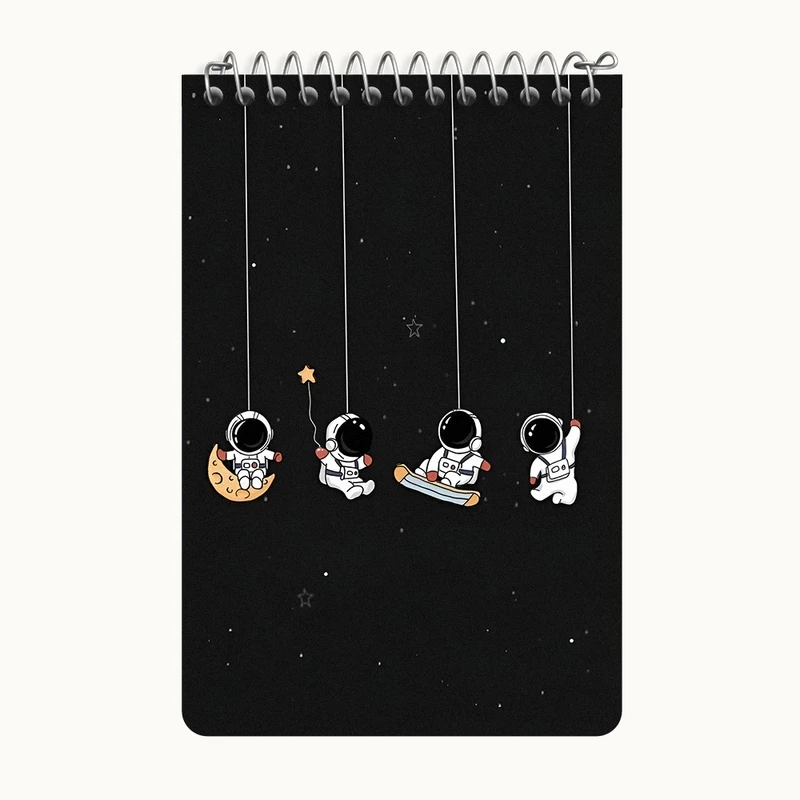 دفتر یادداشت 50 برگ خندالو طرح فضانورد های بامزه کد F6423