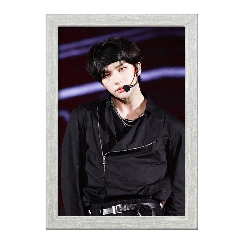 تابلو خندالو طرح هیونجین گروه استری کیدز Stray Kids  کد 11866