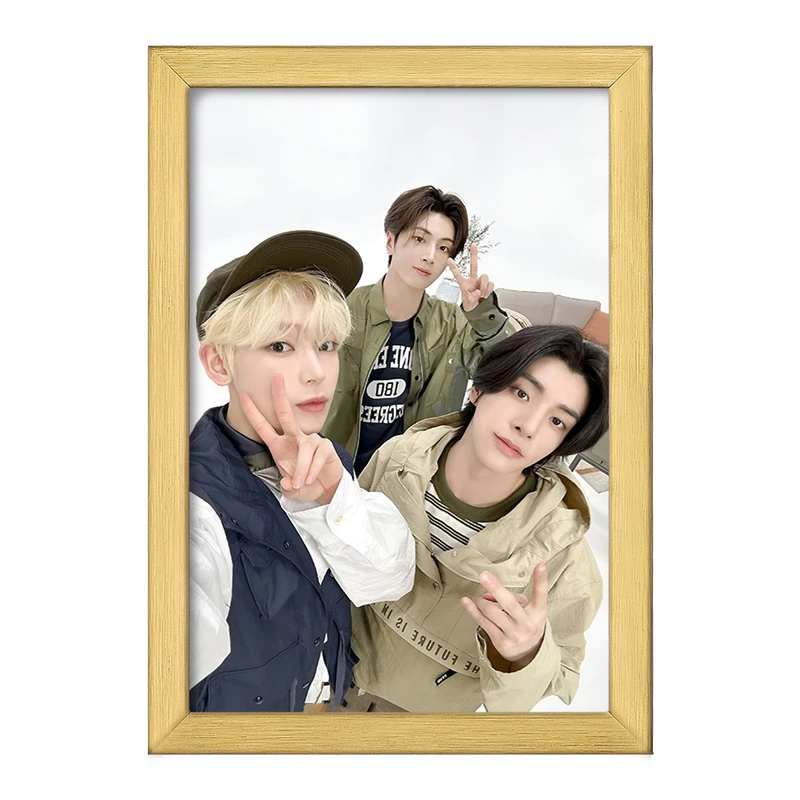 تابلو خندالو طرح استری کیدز (Stray Kids) کد F5558