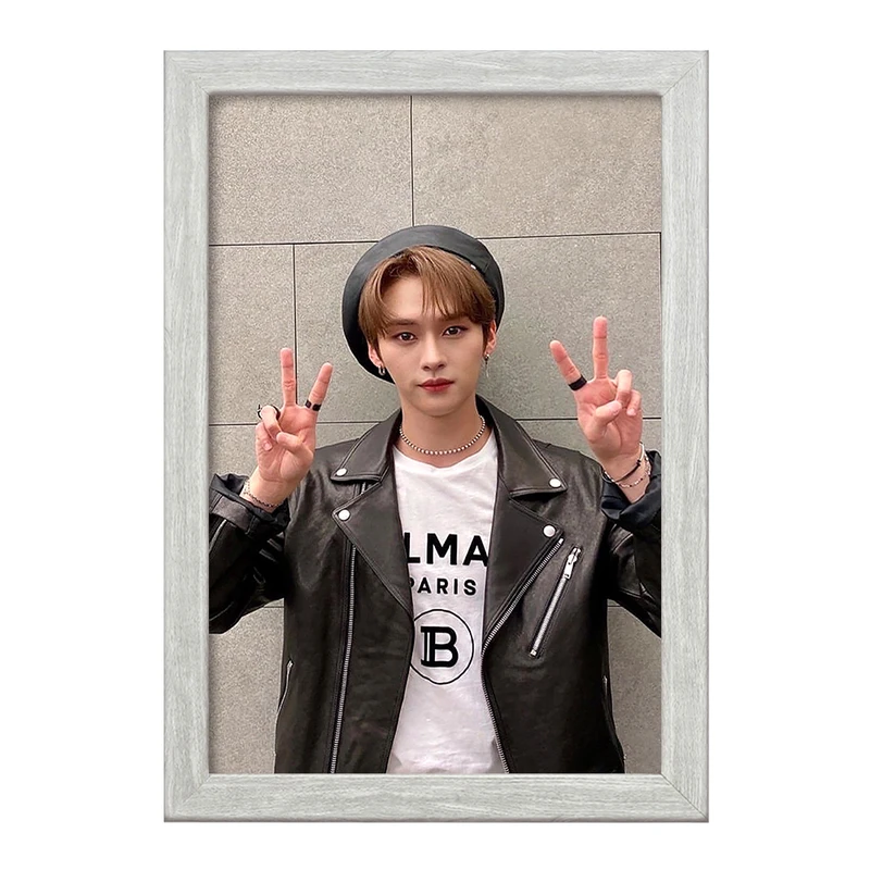 تابلو خندالو طرح لی نو گروه استری کیدز Stary Kids  کد 16883