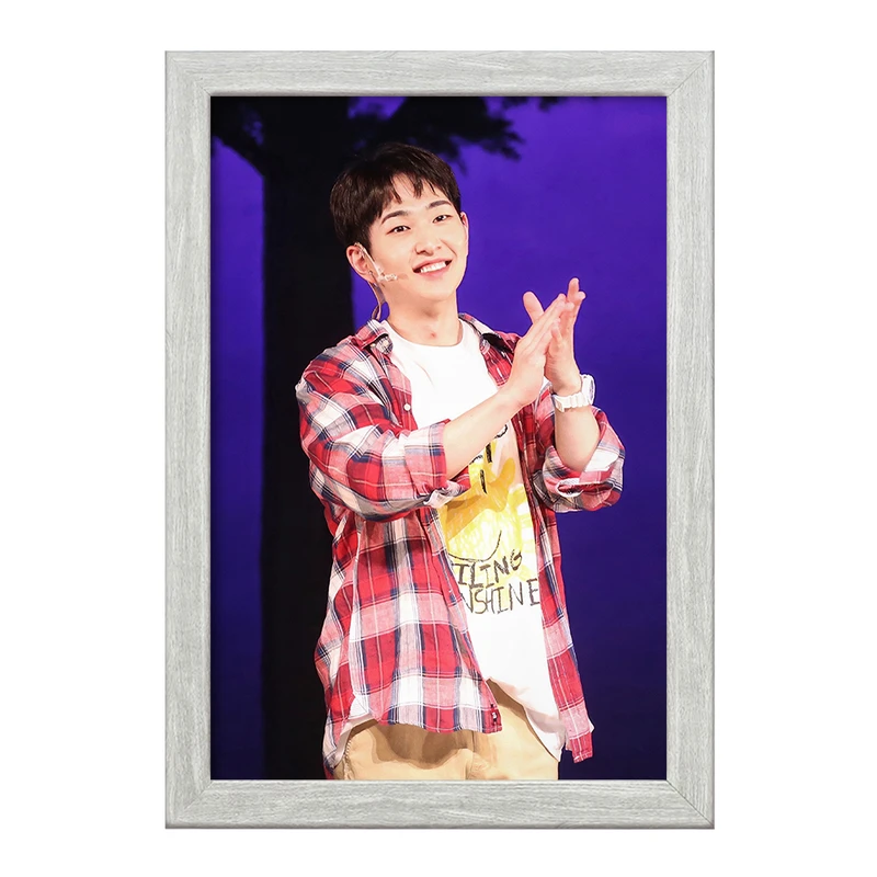 تابلو خندالو طرح اونیو گروه شاینی Shinee  کد 12350