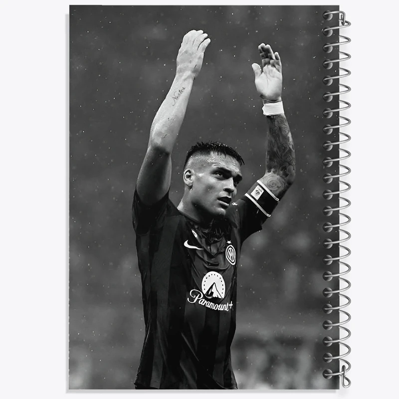 دفتر شطرنجی 50 برگ خندالو طرح لاوتارو خاویر مارتینز (Lautaro Martínez) کد F14327