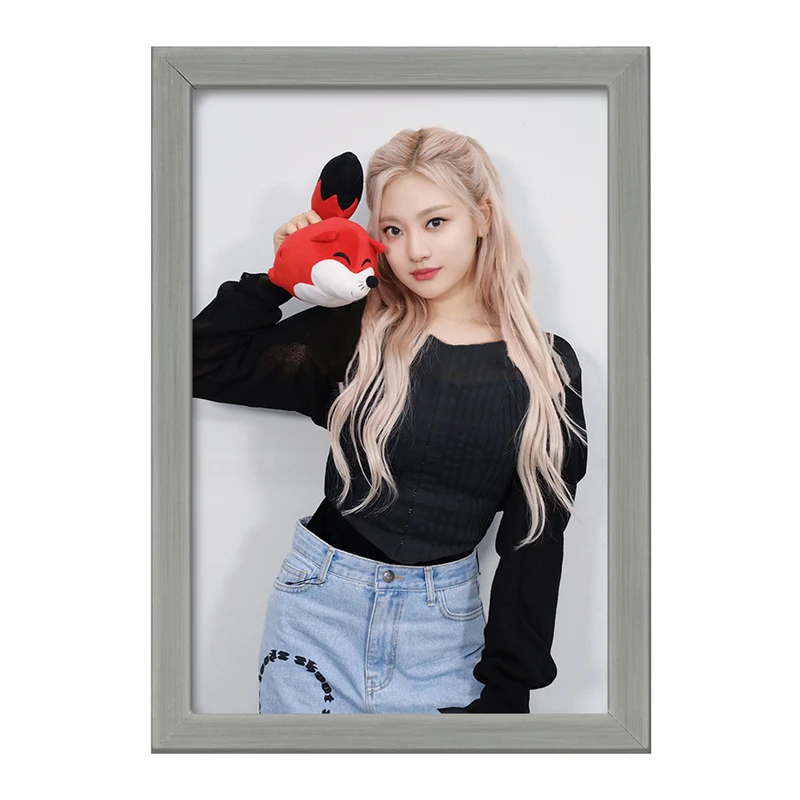 تابلو خندالو طرح نینگ نینگ گروه آسپا Aespa  کد 19727