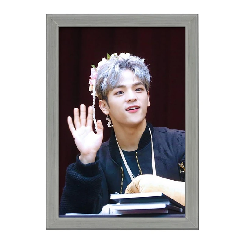 تابلو خندالو طرح ووجین گروه استری کیدز Stary Kids  کد 16912