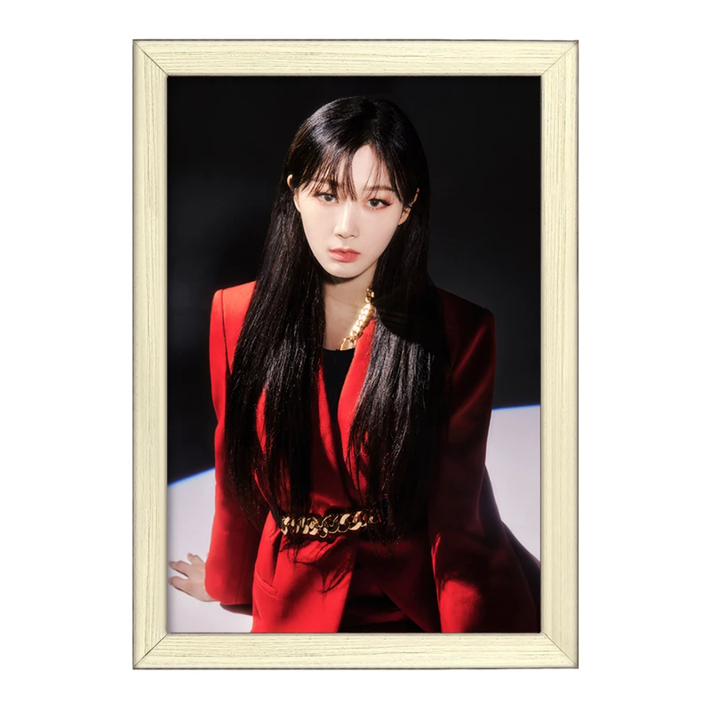 تابلو خندالو طرح جیزل گروه آسپا Aespa  کد 12463