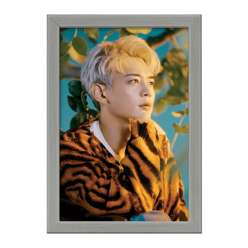 تابلو خندالو طرح مینهو گروه شاینی Shinee  کد 21349