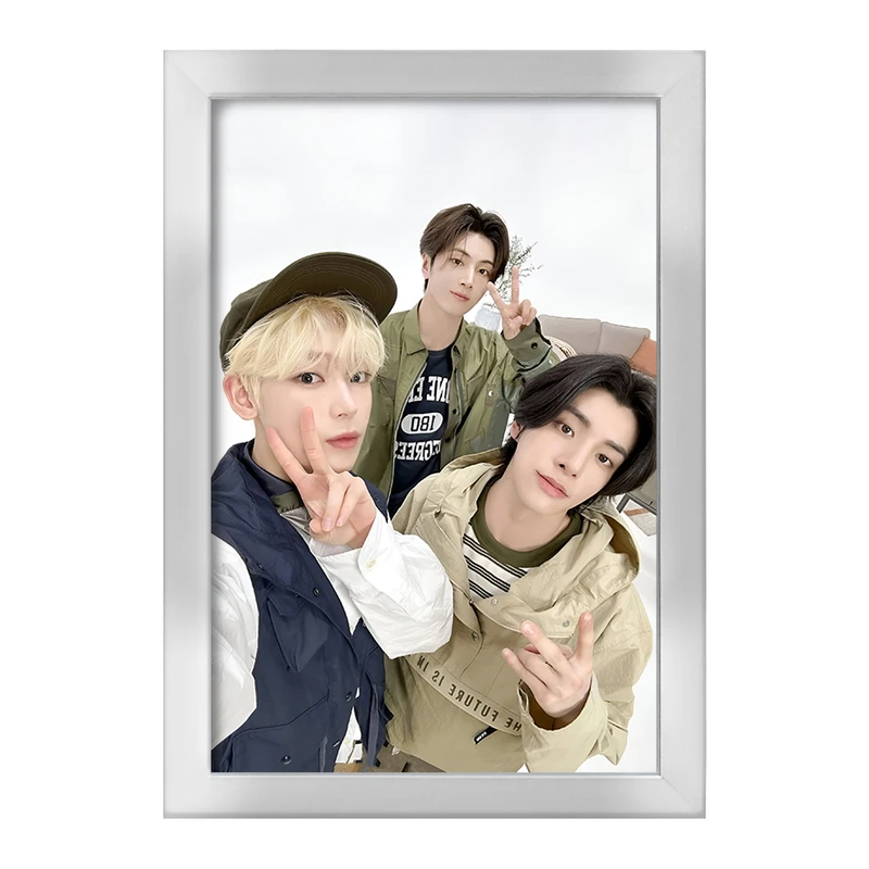 تابلو خندالو طرح استری کیدز (Stray Kids) کد F5558