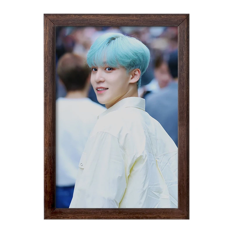 تابلو خندالو طرح یونهو گروه ایتیز ATEEZ  کد 21218