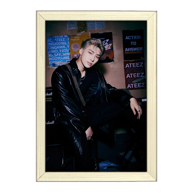 تابلو خندالو طرح مینگی گروه ایتیز ATEEZ  کد 21256